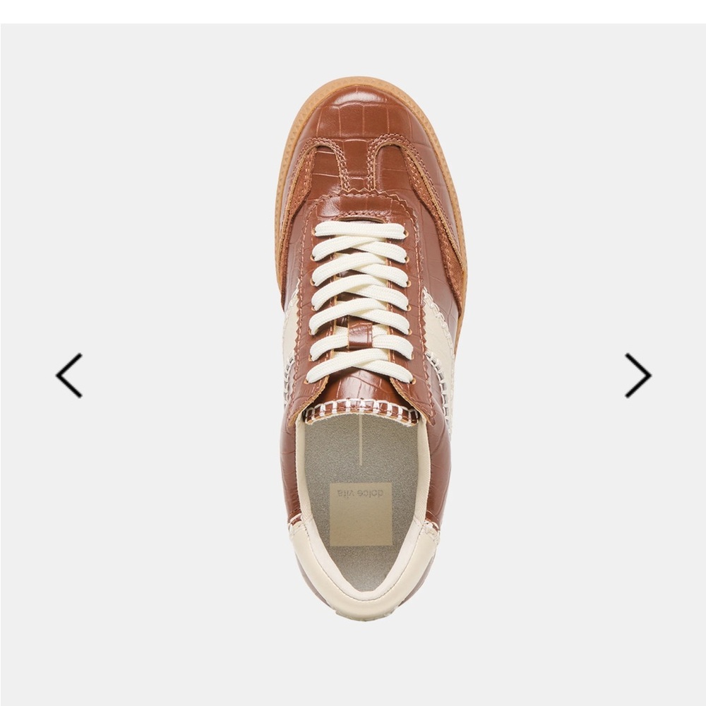 Dolce Vita Croc Embossed sneakers - Picture 5 of 8